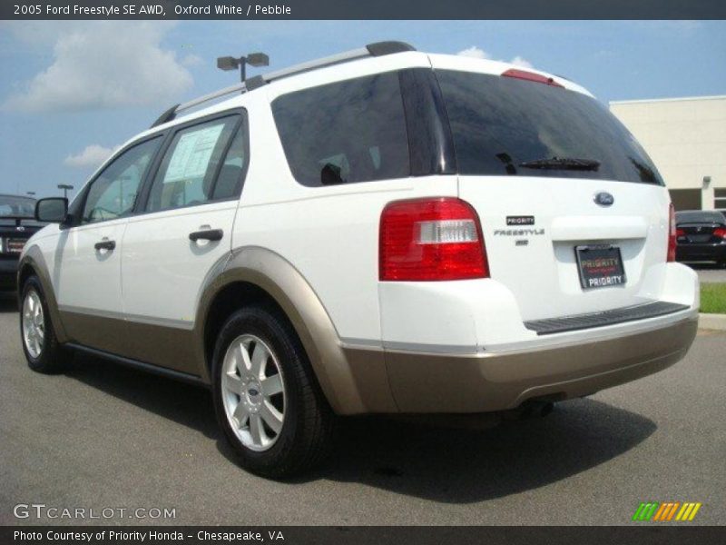 Oxford White / Pebble 2005 Ford Freestyle SE AWD