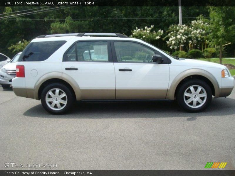 Oxford White / Pebble 2005 Ford Freestyle SE AWD
