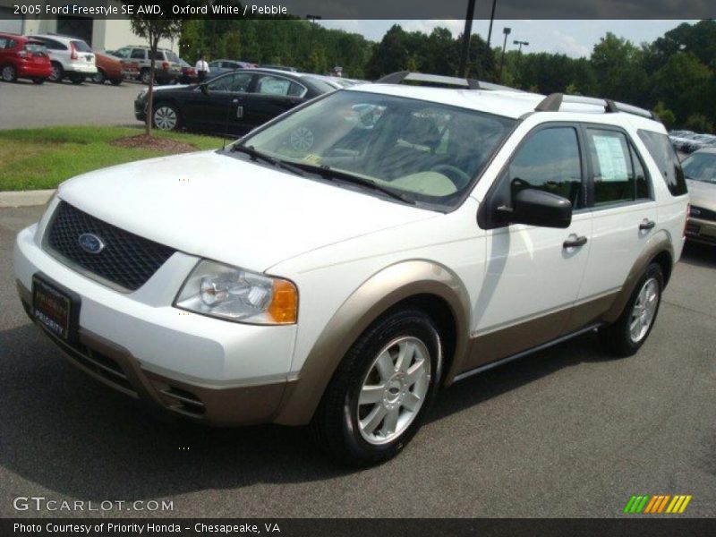 Oxford White / Pebble 2005 Ford Freestyle SE AWD