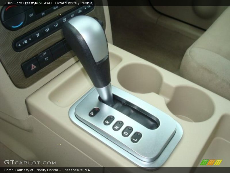 Oxford White / Pebble 2005 Ford Freestyle SE AWD
