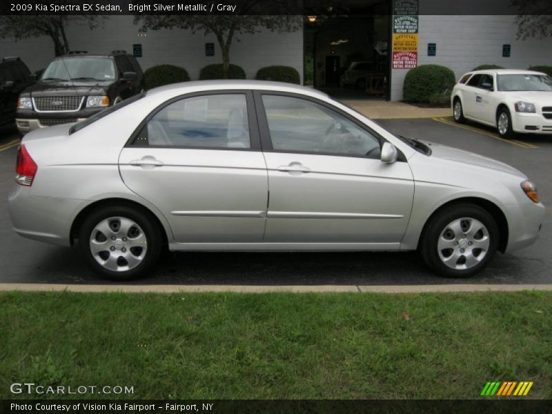 Bright Silver Metallic / Gray 2009 Kia Spectra EX Sedan