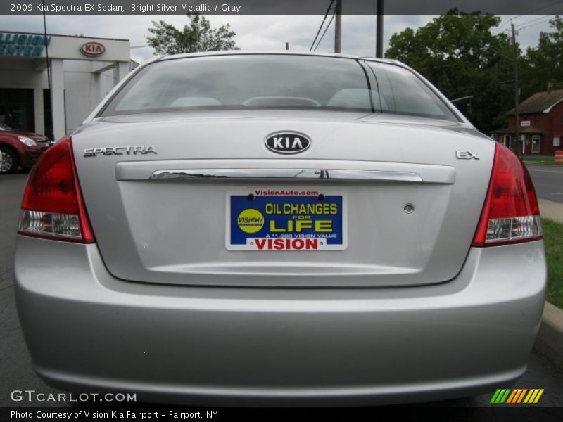 Bright Silver Metallic / Gray 2009 Kia Spectra EX Sedan