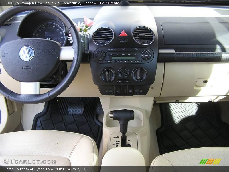 Shadow Blue / Cream 2006 Volkswagen New Beetle 2.5 Convertible