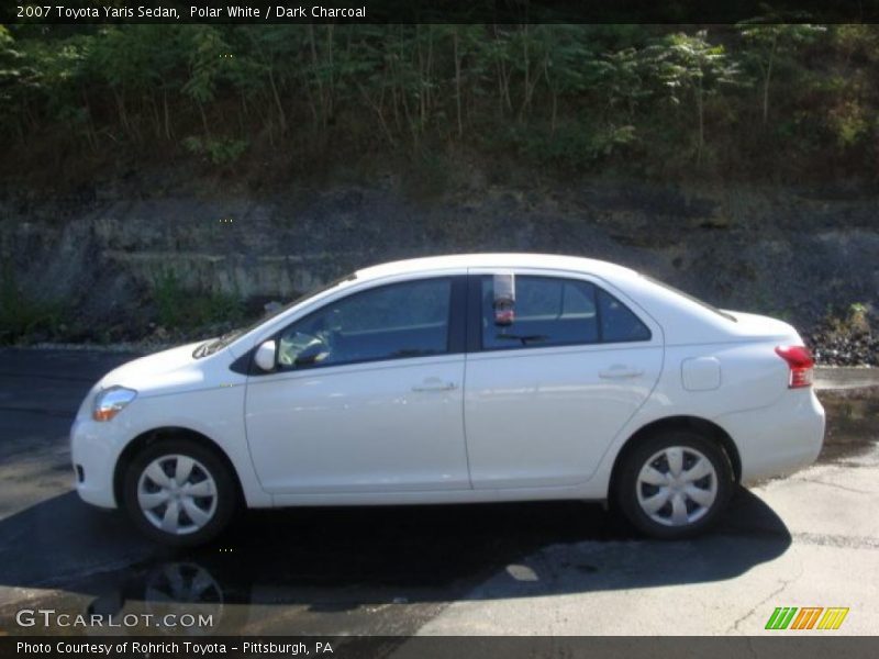 Polar White / Dark Charcoal 2007 Toyota Yaris Sedan