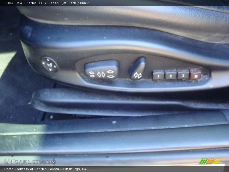 Jet Black / Black 2004 BMW 3 Series 330xi Sedan