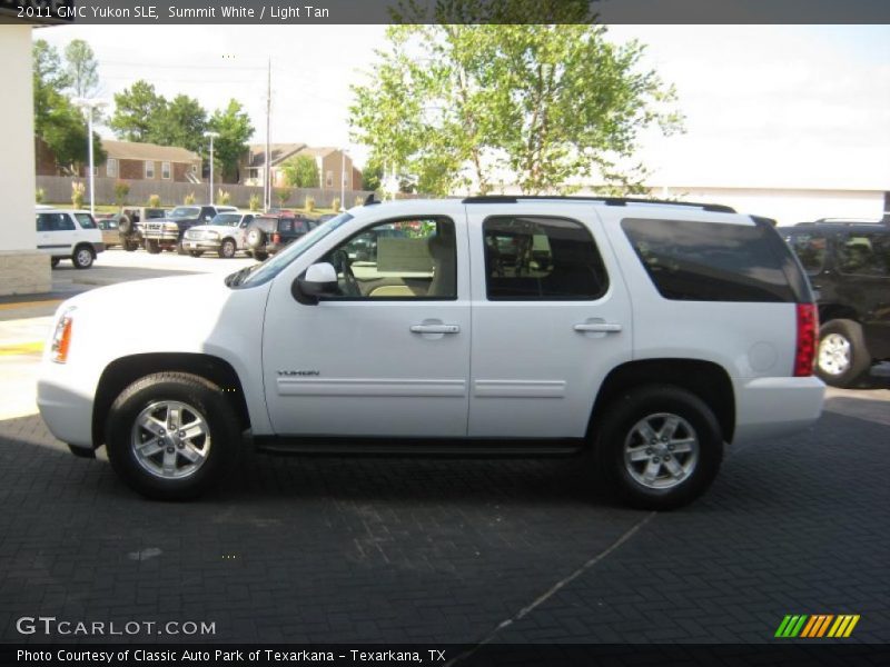 Summit White / Light Tan 2011 GMC Yukon SLE