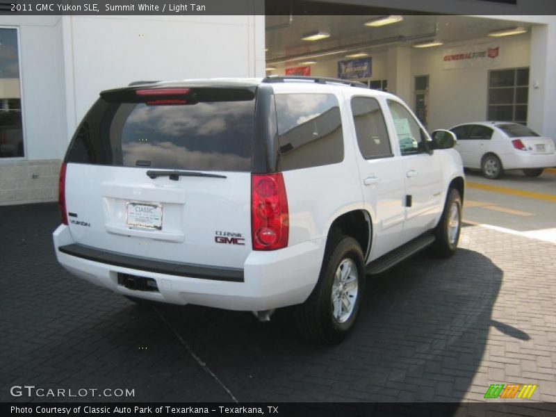 Summit White / Light Tan 2011 GMC Yukon SLE