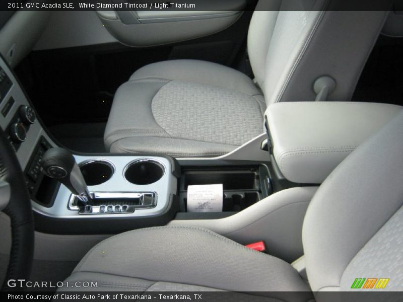 White Diamond Tintcoat / Light Titanium 2011 GMC Acadia SLE