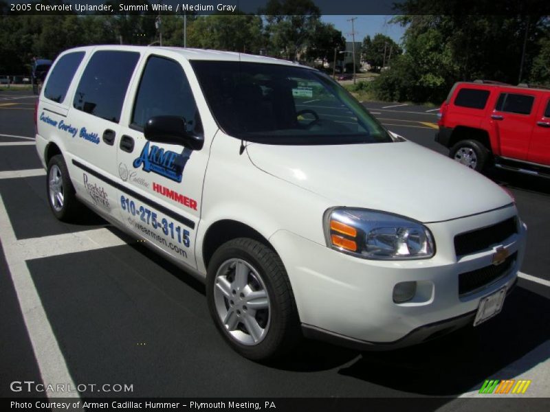 Summit White / Medium Gray 2005 Chevrolet Uplander
