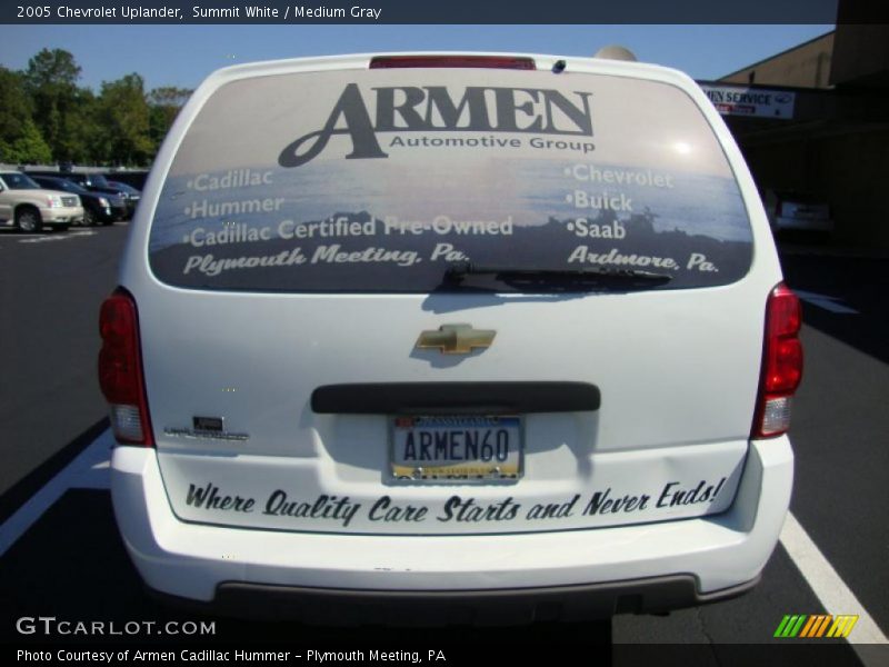 Summit White / Medium Gray 2005 Chevrolet Uplander