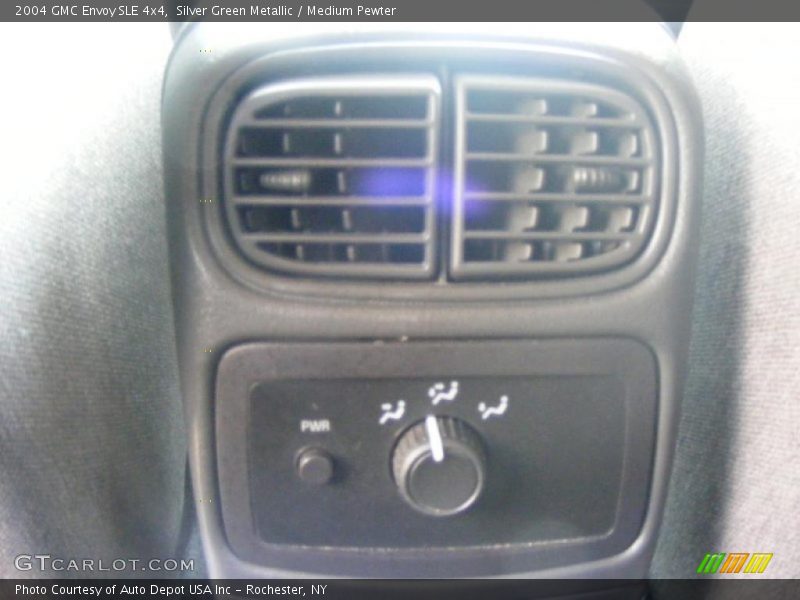Silver Green Metallic / Medium Pewter 2004 GMC Envoy SLE 4x4