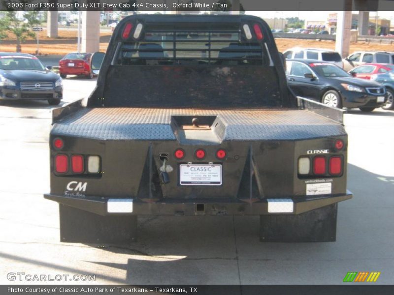 Oxford White / Tan 2006 Ford F350 Super Duty XLT Crew Cab 4x4 Chassis
