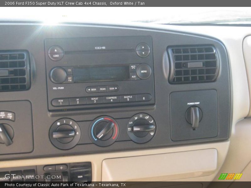 Oxford White / Tan 2006 Ford F350 Super Duty XLT Crew Cab 4x4 Chassis