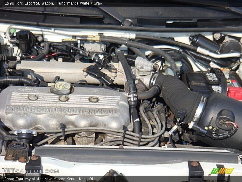 Performance White / Gray 1998 Ford Escort SE Wagon