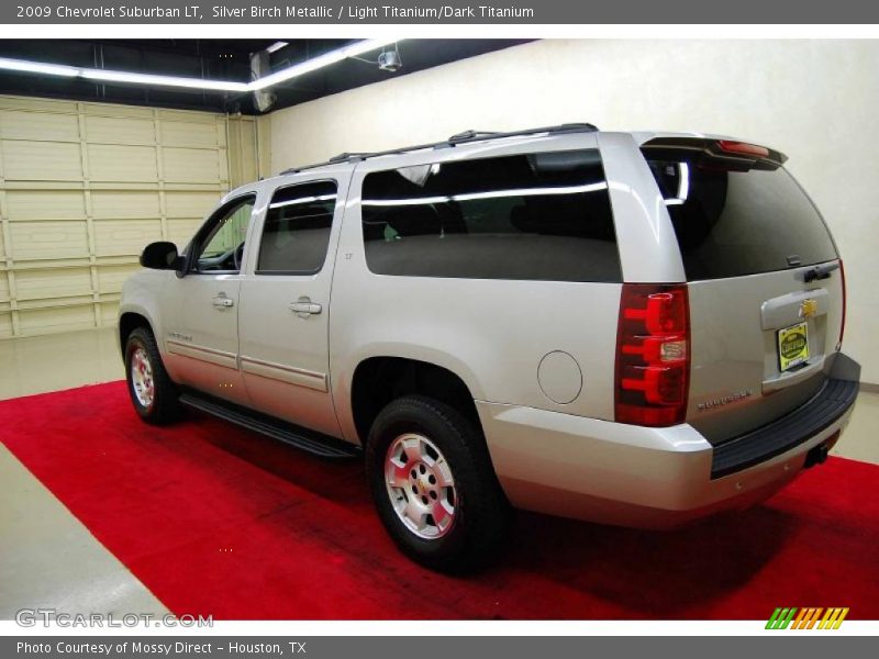 Silver Birch Metallic / Light Titanium/Dark Titanium 2009 Chevrolet Suburban LT
