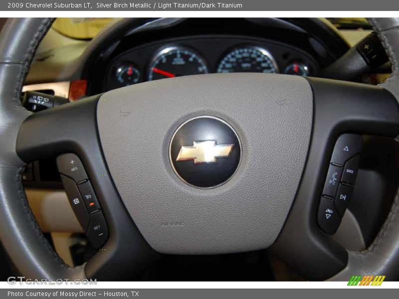 Silver Birch Metallic / Light Titanium/Dark Titanium 2009 Chevrolet Suburban LT
