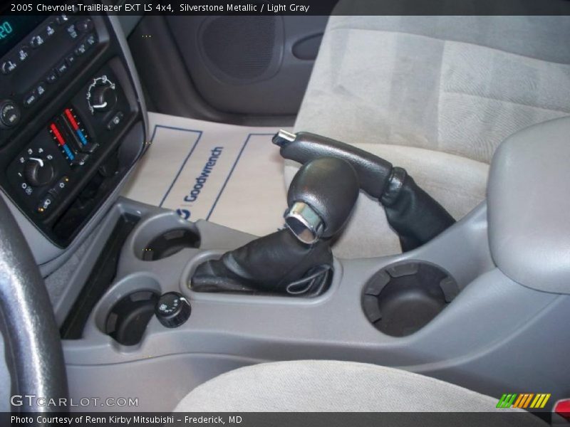 Silverstone Metallic / Light Gray 2005 Chevrolet TrailBlazer EXT LS 4x4
