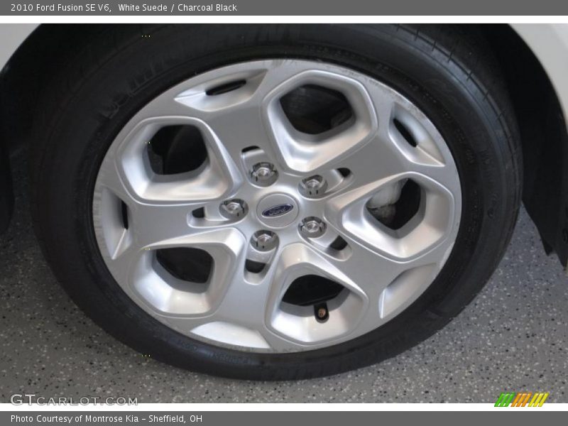 White Suede / Charcoal Black 2010 Ford Fusion SE V6
