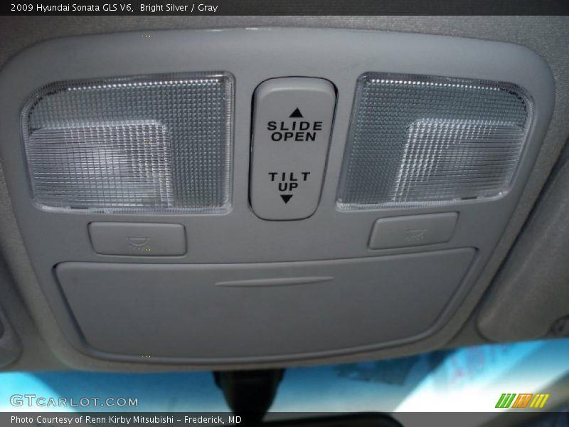 Bright Silver / Gray 2009 Hyundai Sonata GLS V6