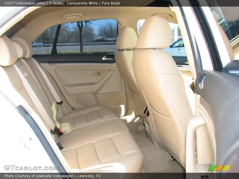 Campanella White / Pure Beige 2007 Volkswagen Jetta 2.5 Sedan