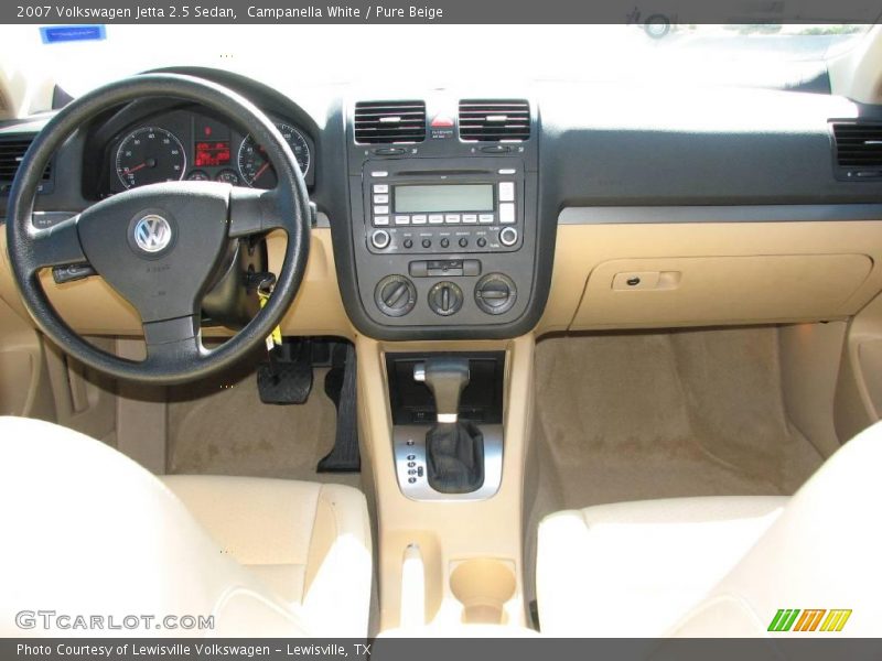 Campanella White / Pure Beige 2007 Volkswagen Jetta 2.5 Sedan