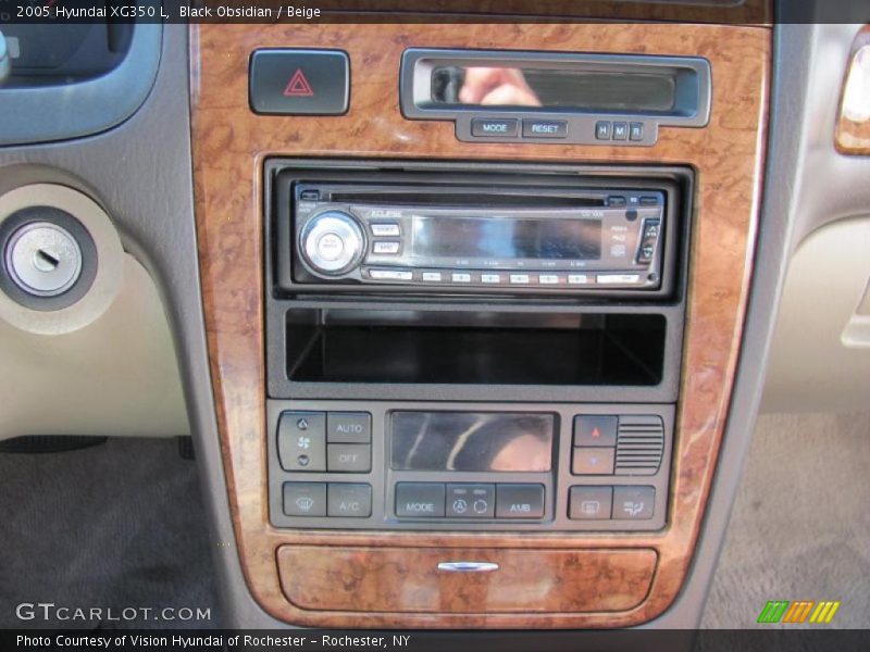 Black Obsidian / Beige 2005 Hyundai XG350 L