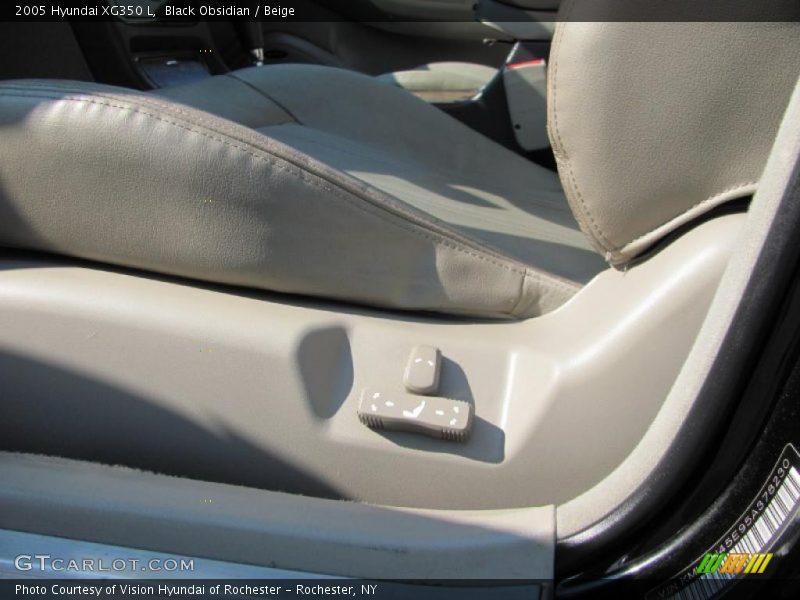Black Obsidian / Beige 2005 Hyundai XG350 L