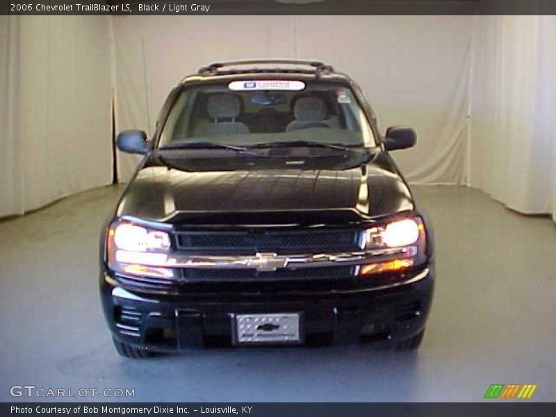 Black / Light Gray 2006 Chevrolet TrailBlazer LS