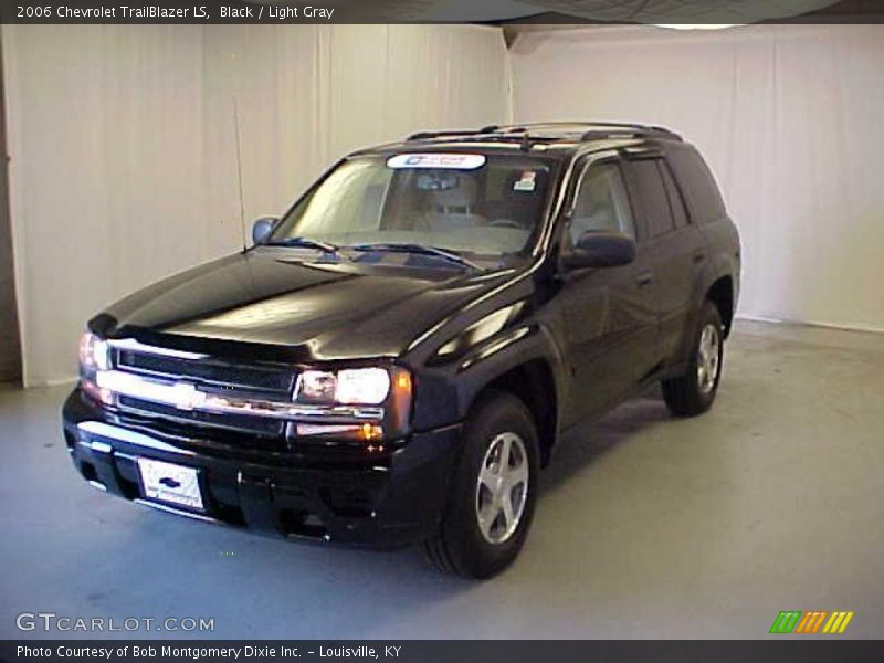 Black / Light Gray 2006 Chevrolet TrailBlazer LS