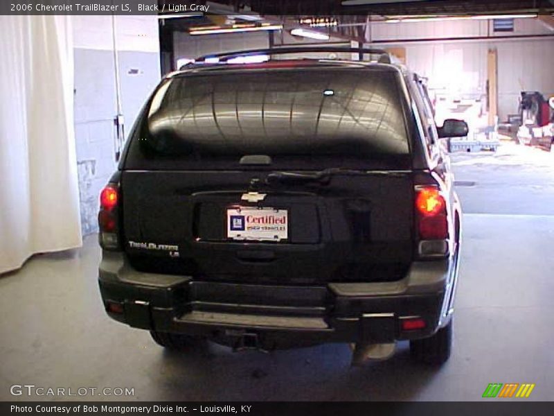 Black / Light Gray 2006 Chevrolet TrailBlazer LS