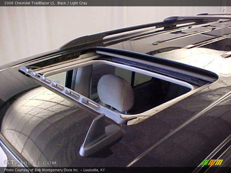 Black / Light Gray 2006 Chevrolet TrailBlazer LS