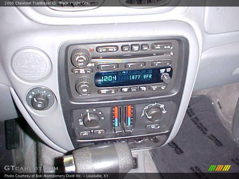 Black / Light Gray 2006 Chevrolet TrailBlazer LS