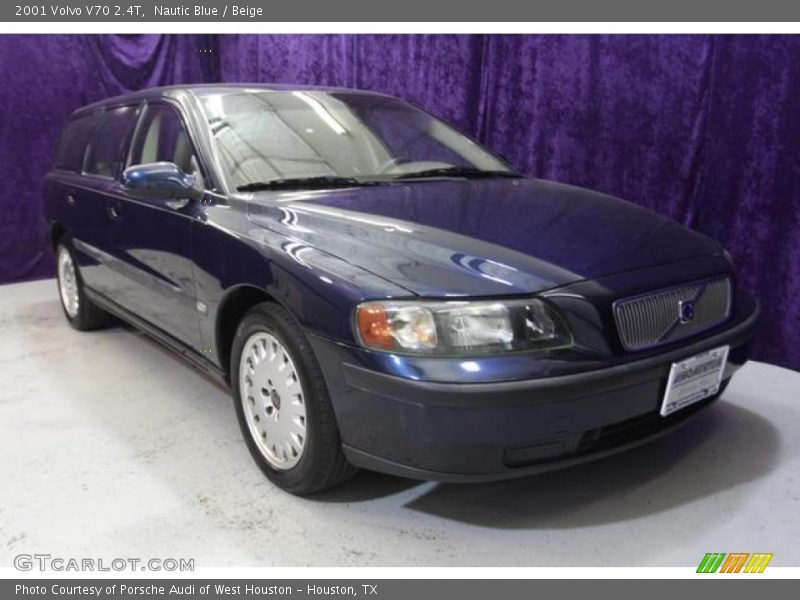 Nautic Blue / Beige 2001 Volvo V70 2.4T