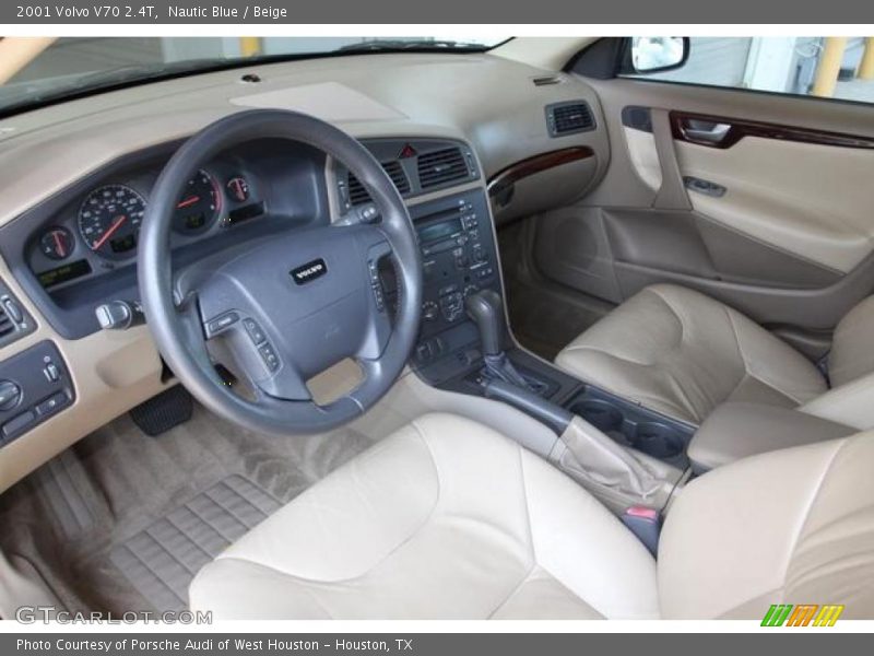 Nautic Blue / Beige 2001 Volvo V70 2.4T