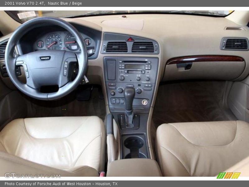 Nautic Blue / Beige 2001 Volvo V70 2.4T