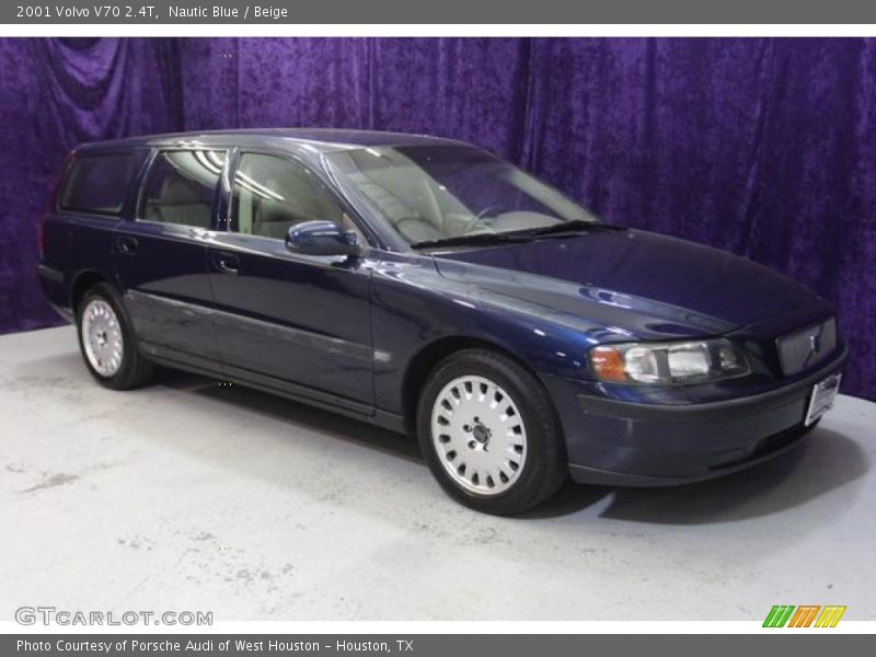 Nautic Blue / Beige 2001 Volvo V70 2.4T