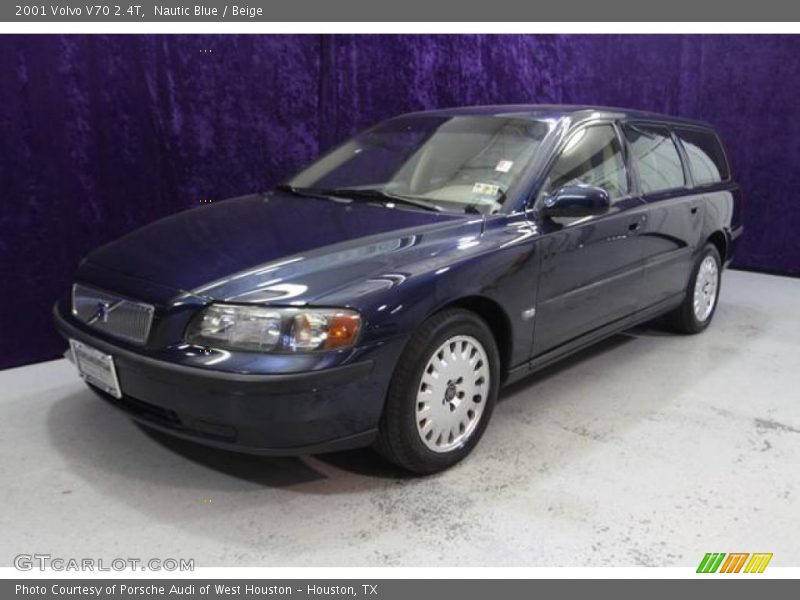 Nautic Blue / Beige 2001 Volvo V70 2.4T