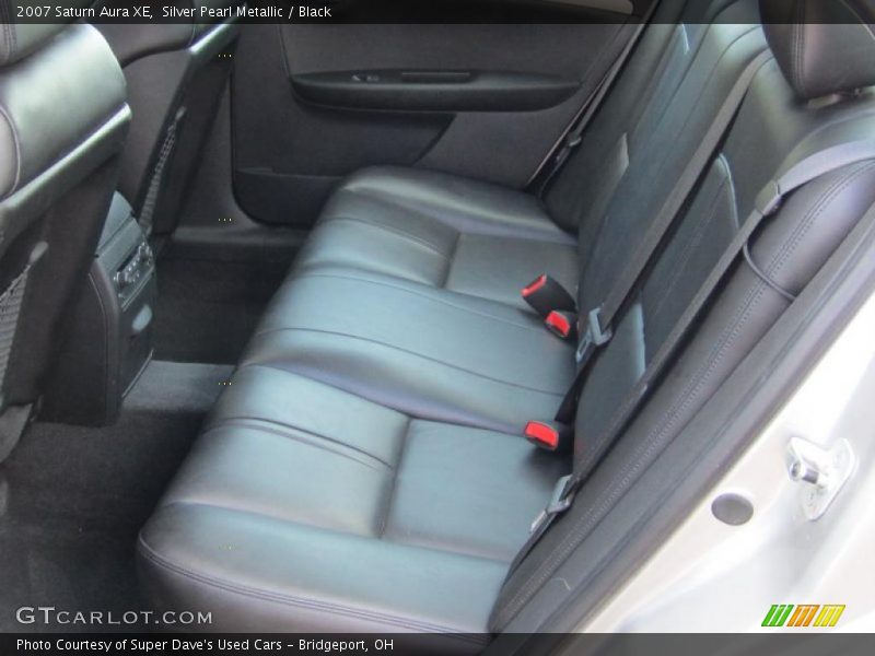 Silver Pearl Metallic / Black 2007 Saturn Aura XE
