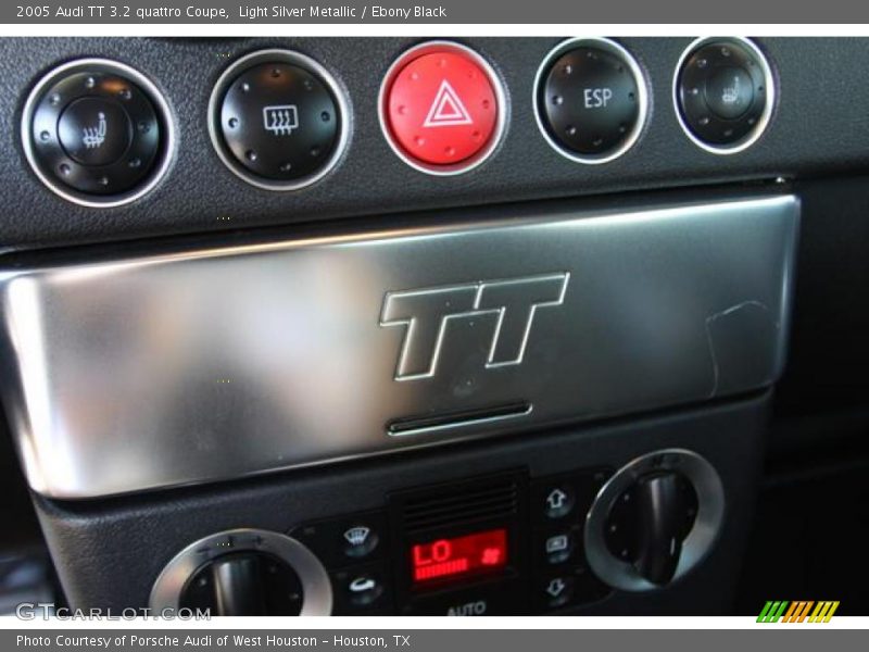 Light Silver Metallic / Ebony Black 2005 Audi TT 3.2 quattro Coupe