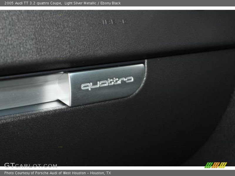 Light Silver Metallic / Ebony Black 2005 Audi TT 3.2 quattro Coupe