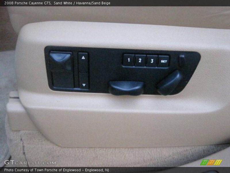 Sand White / Havanna/Sand Beige 2008 Porsche Cayenne GTS