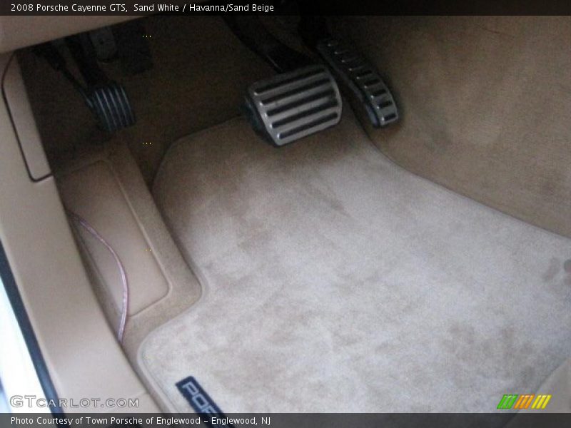 Sand White / Havanna/Sand Beige 2008 Porsche Cayenne GTS