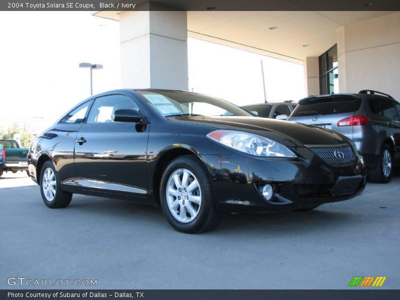 Black / Ivory 2004 Toyota Solara SE Coupe