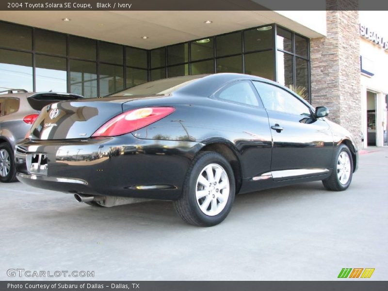 Black / Ivory 2004 Toyota Solara SE Coupe