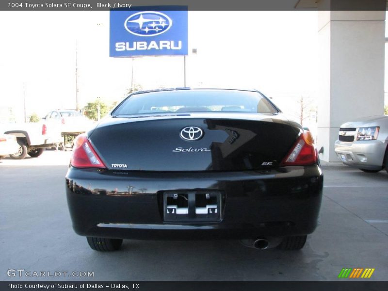 Black / Ivory 2004 Toyota Solara SE Coupe
