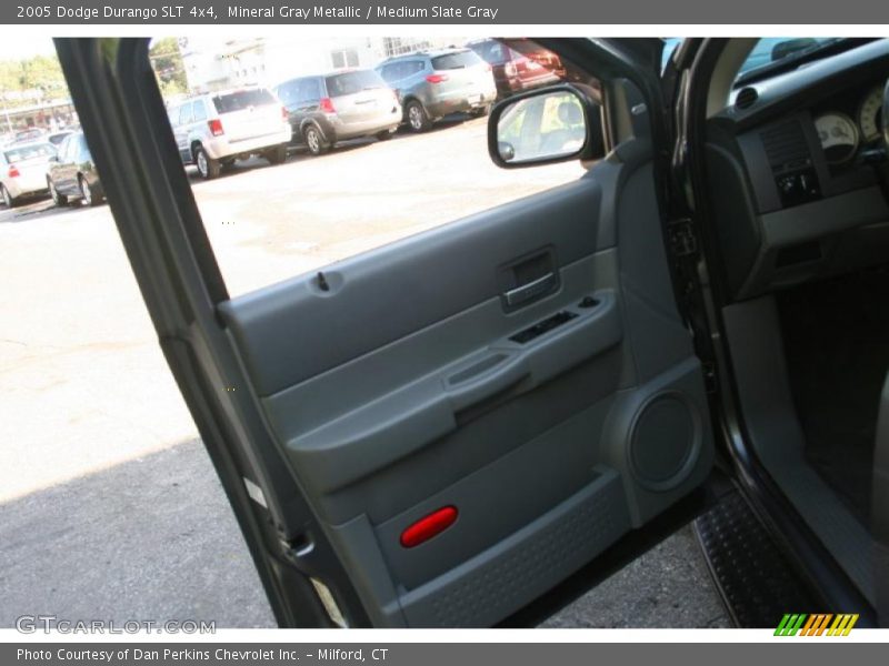 Mineral Gray Metallic / Medium Slate Gray 2005 Dodge Durango SLT 4x4