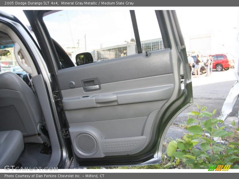 Mineral Gray Metallic / Medium Slate Gray 2005 Dodge Durango SLT 4x4