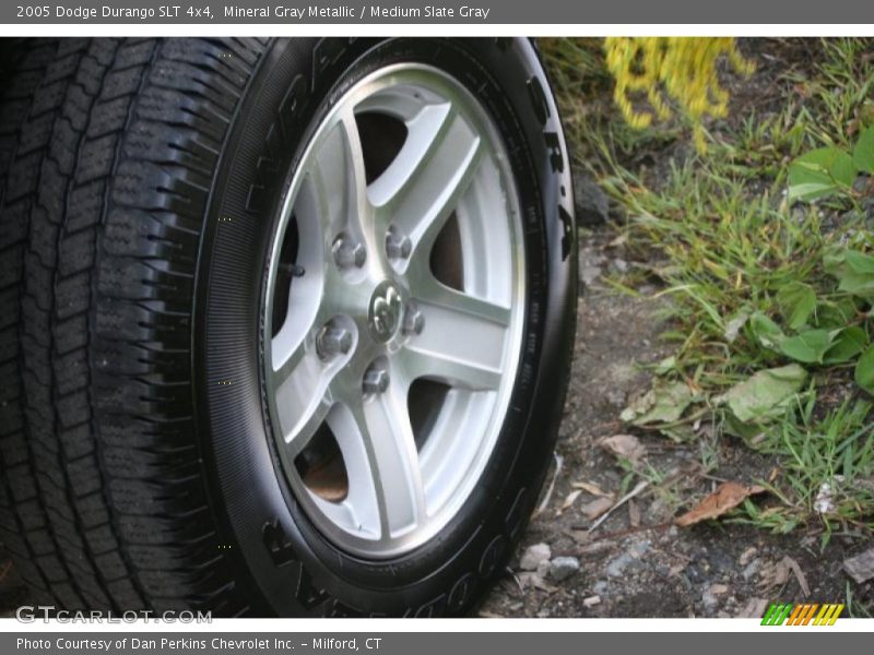 Mineral Gray Metallic / Medium Slate Gray 2005 Dodge Durango SLT 4x4