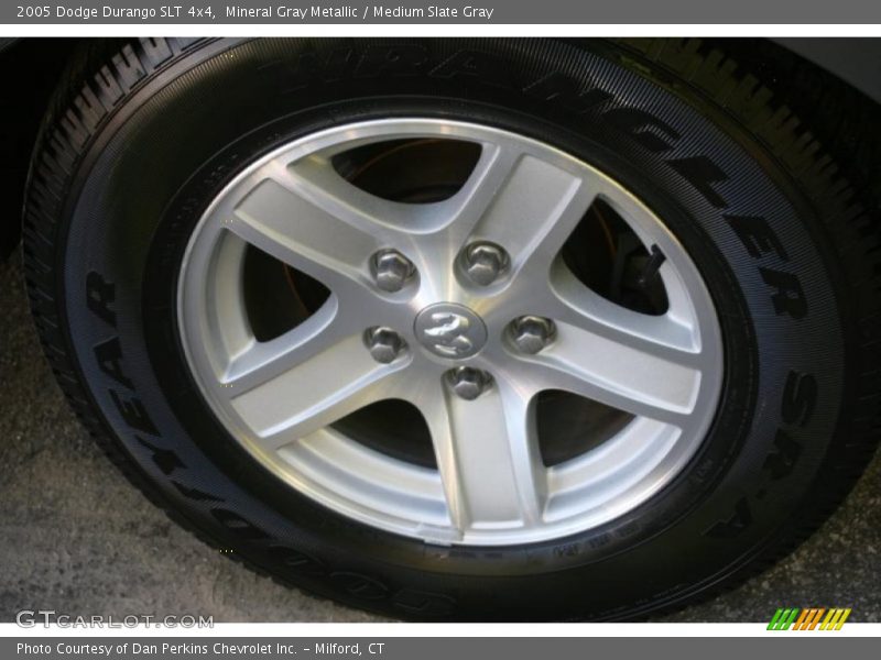 Mineral Gray Metallic / Medium Slate Gray 2005 Dodge Durango SLT 4x4