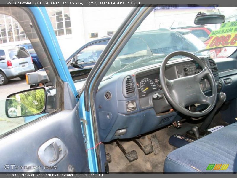 Light Quasar Blue Metallic / Blue 1995 Chevrolet C/K K1500 Regular Cab 4x4